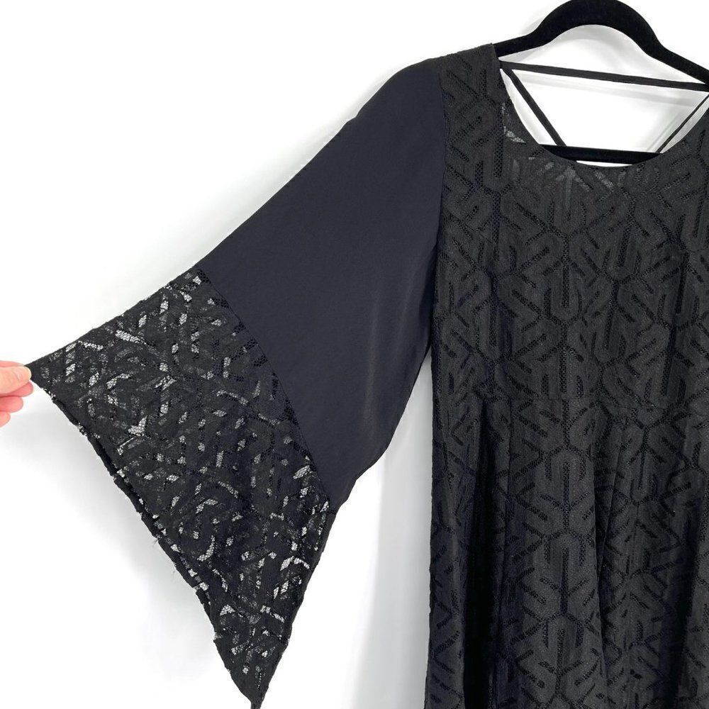 MinkPink Drive Me Crazy Flair Sleeve Lace Mini Fit & flare Black Dress NWT Size - Picture 7 of 15